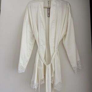 Skims Lace Robe